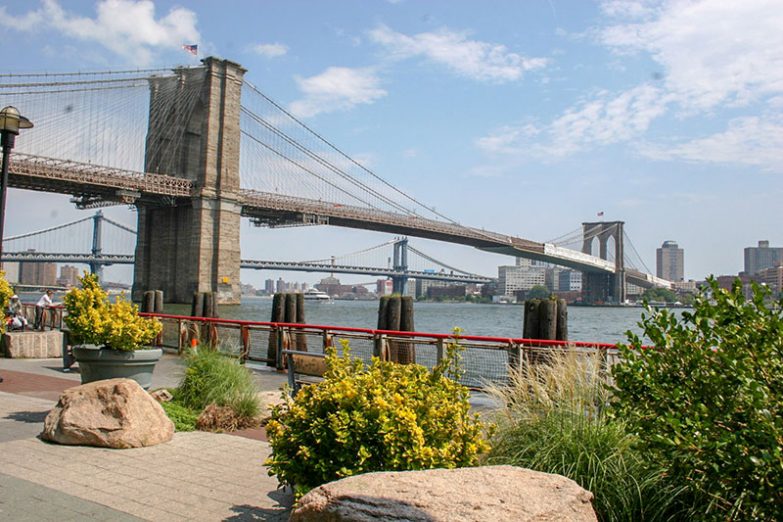 Die berühmte Brooklyn Bridge