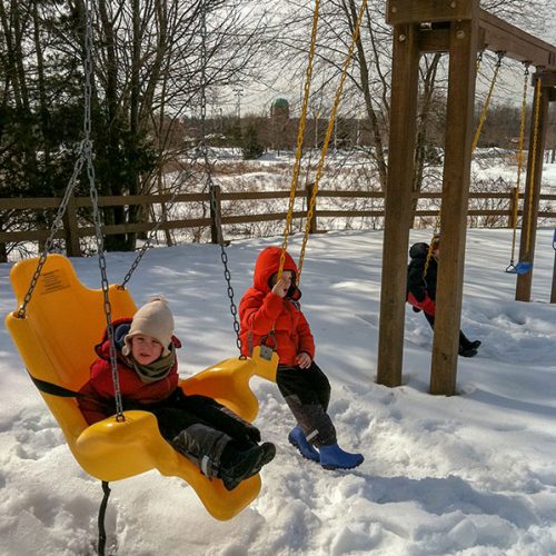 Einsamer Spielplatz