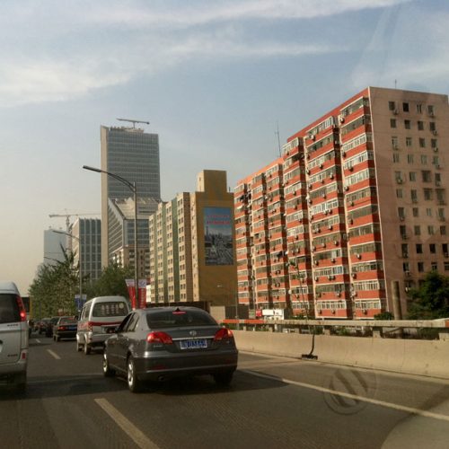 Häuser mit kleinen Fenstern