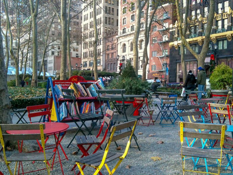 Leseecke im Park mitten in New York